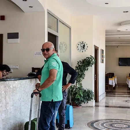 Perla Ξενοδοχείο Δεκελί