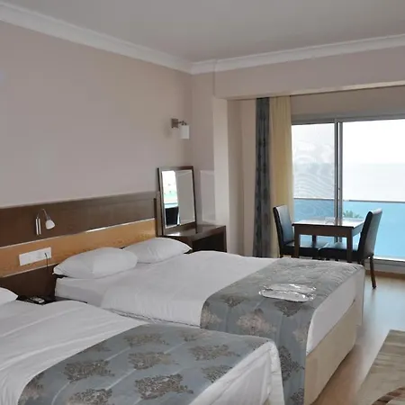 Perla 3* Δεκελί