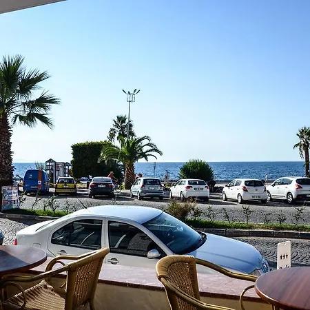 Perla Hotel 3*
